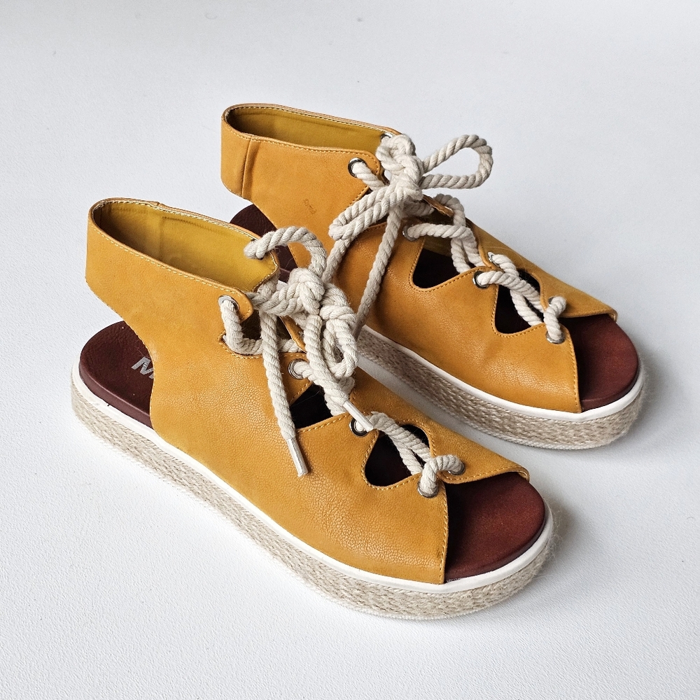 🌞 MIA Mustard Yellow Lace-Up Espadrille Platform Sandals Size 6.5 NWOT